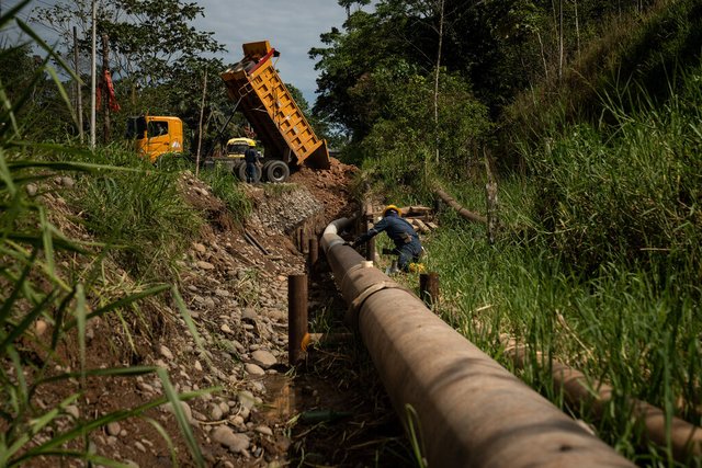 Construcción de infraestructura petrolera en Ecuador