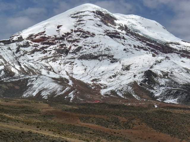 Volcán Chimborazo cubierto de nieve