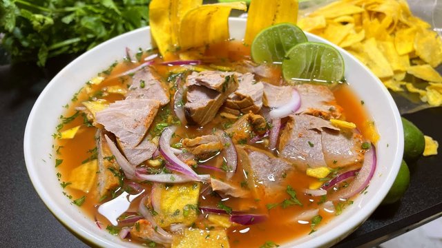Encebollado ecuatoriano tradicional