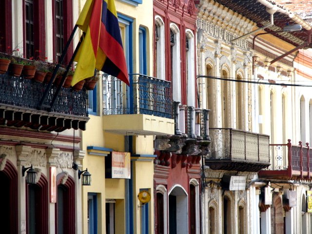 Arquitectura colonial en el centro histórico de Cuenca