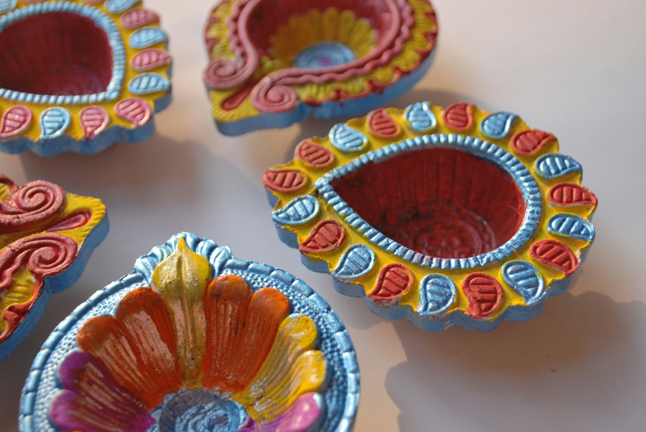 Artesanía ecuatoriana: recipientes decorativos tradicionales