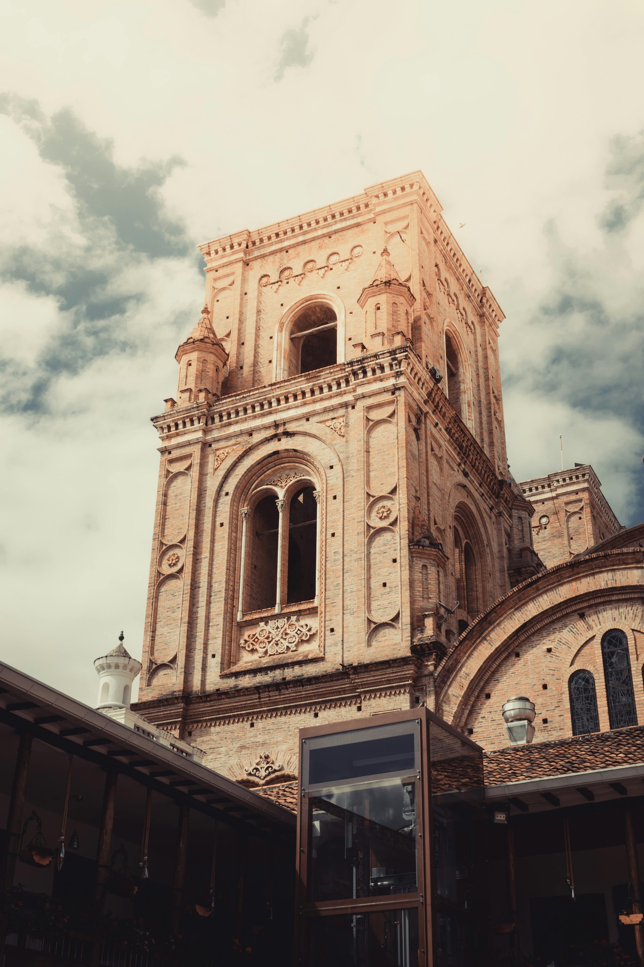 Torre colonial de la Catedral de Cuenca